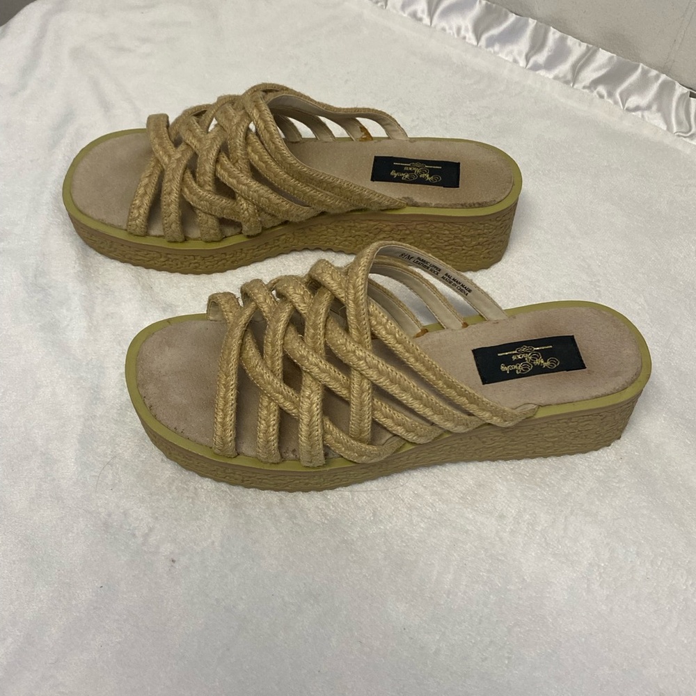 Miss Becky woven tan strappy platform sandals WOMENS size 8.5